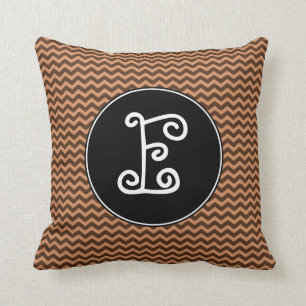 Rustikales hellbraunes u. dunkles gewelltes Profil Kissen