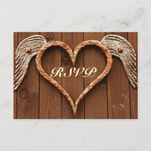 Rustikales Herz mit Wings Wood Wedding RSVP Karten