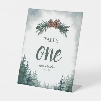 Rustikales Hochzeitssymbol für die Tischnummer Ped Sockelschild