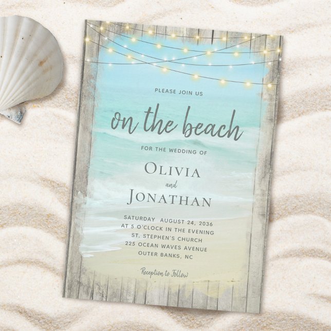 Rustikales Holz am Strand strahlt Hochzeit aus Einladung (Von Creator hochgeladen)