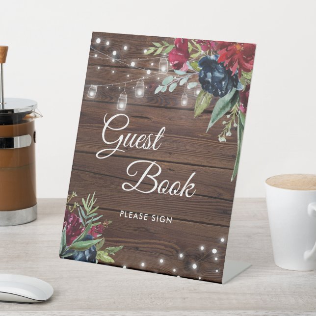 Rustikales Holz Burgund Blumenleuchten Gästebuchsi Sockelschild (In SItu)