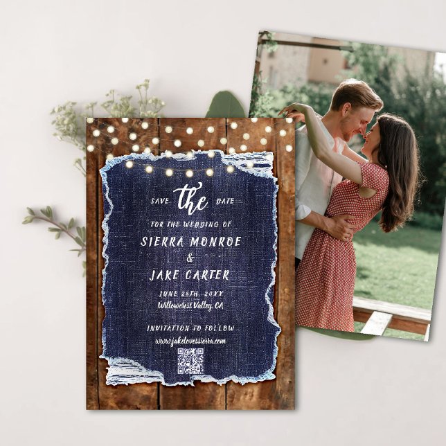 Rustikales Holz Denim QR Code Foto Hochzeitdatum G Einladung (rustic wedding save the date cowboy barn wood denim string lights ranch country western qr code)
