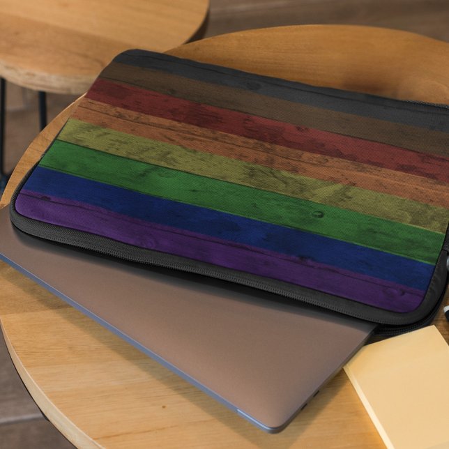Rustikales Holz-Grain Philadelphia Pride Rainbow F Laptopschutzhülle (Von Creator hochgeladen)