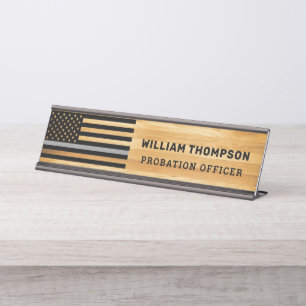 Rustikales Holz mit dünner grauer Linie Schreibtischnamensplakette