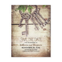 Rustikales Holz Save the Date mit Skeletttasten