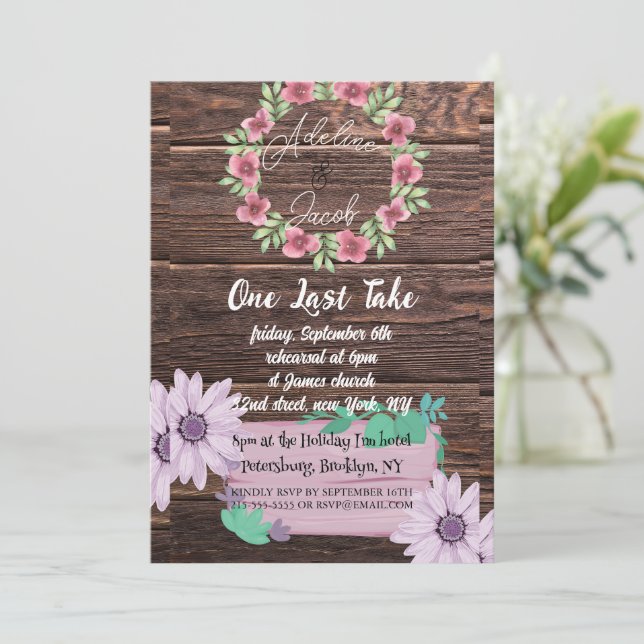 Rustikales Holzblumen Hochzeitstag Probe Abendkart Einladung (Stehend Vorderseite)