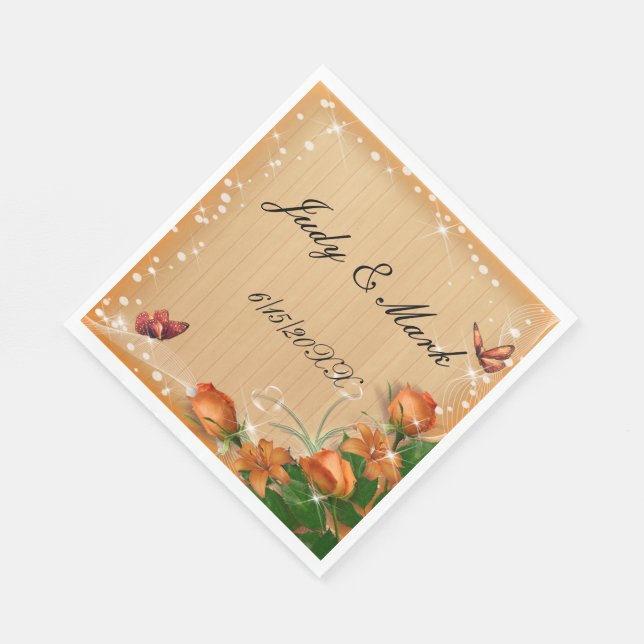 Rustikales Holzblumen-Schmetterling Hochzeitspapie Serviette (Ecke)