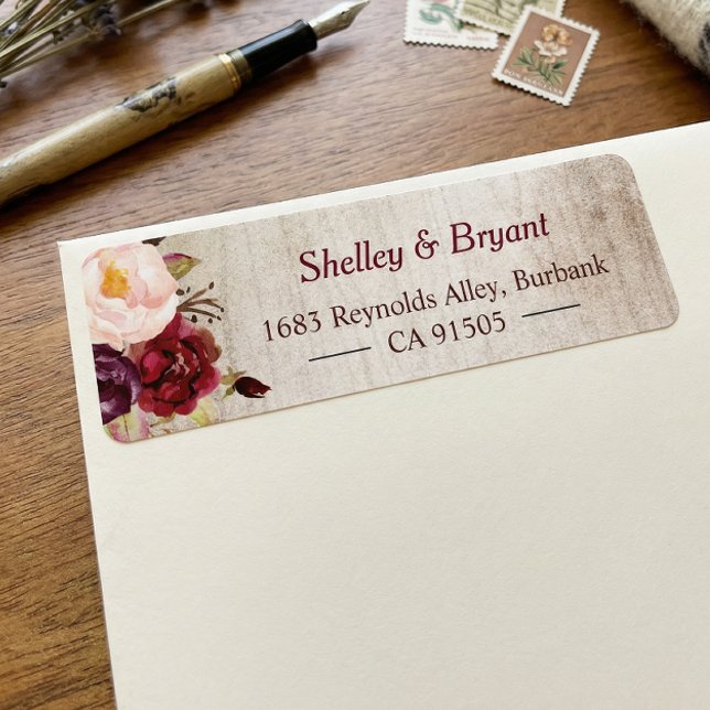 Rustikales Holzkorn-Look Burgund Blush Floral (Von Creator hochgeladen)