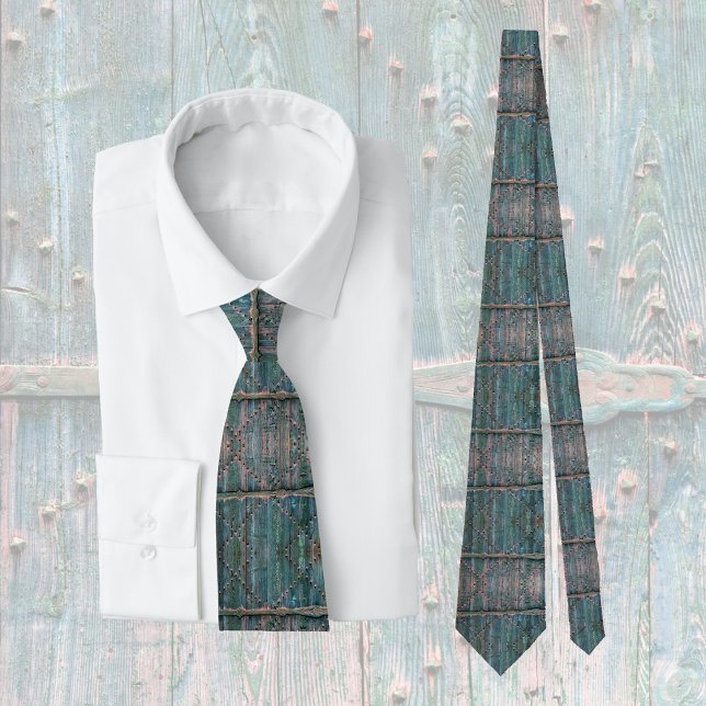 Rustikales Holztor und Bügeleisen in blau, cool Krawatte (Von Creator hochgeladen)