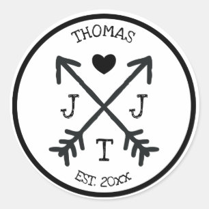 Rustikales Initial Heart Arrow Monogramm Runder Aufkleber