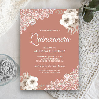 Rustikales Land Dusty Peach Floral Lace Quinceaner Einladung