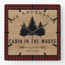 Rustikales Land Familienname Kabine im Wald