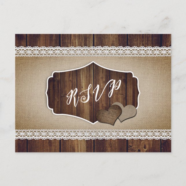 Rustikales Land Wood Burlap Lace Wedding RSVP Postkarte (Vorderseite)