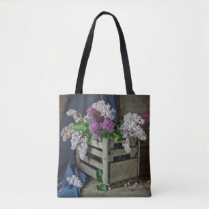 Rustikales Lila und weißes Lilacs Blumenkohl Foto
