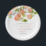 Rustikales Peach Thema Baby Dusche Papierplatte Pappteller<br><div class="desc">Rustikale und moderne Babyduschpapiertafel mit Aquarellbild der Früchte auf einem Baumzweig. Im Text steht: "Ein süßer Pfirsich ist unterwegs."</div>