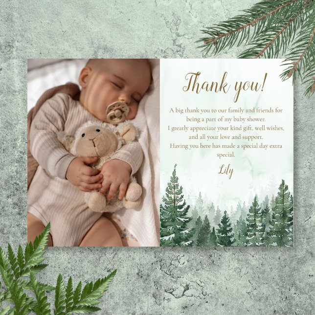 Rustikales Pine Tree Forest Baby Shower Foto Dankeskarte (Rustic Pine Tree Forest Baby Shower Photo Thank You Card)