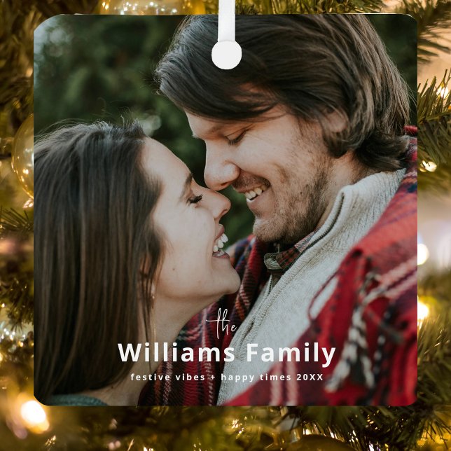 Rustikales Romantisches Minimal Sweet Couple Foto Ornament Aus Metall (Von Creator hochgeladen)