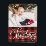 Rustikales Rot Kariert Frohe Weihnachten Foto Magnet<br><div class="desc">Frohe Weihnachten! Bringen Sie eine Touch Feiertagsmagnet auf Ihre Zuhause mit unserem individualisierbaren Foto Christmas Magnet! Dieser Magnet ist perfekt für die Präsentation von gepflegten Erinnerungen geeignet und ermöglicht es Ihnen, dieses Foto mit Ihrem Lieblingsfest zu personalisieren. Ein ideales Geschenk für Familie und Freunde - kreieren Sie unvergessliche Seen für...</div>