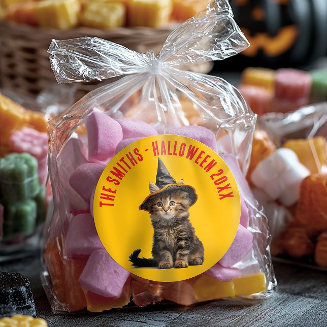 Rustikales Rot und Orange Kätzchen Halloween Runder Aufkleber (Von Creator hochgeladen)