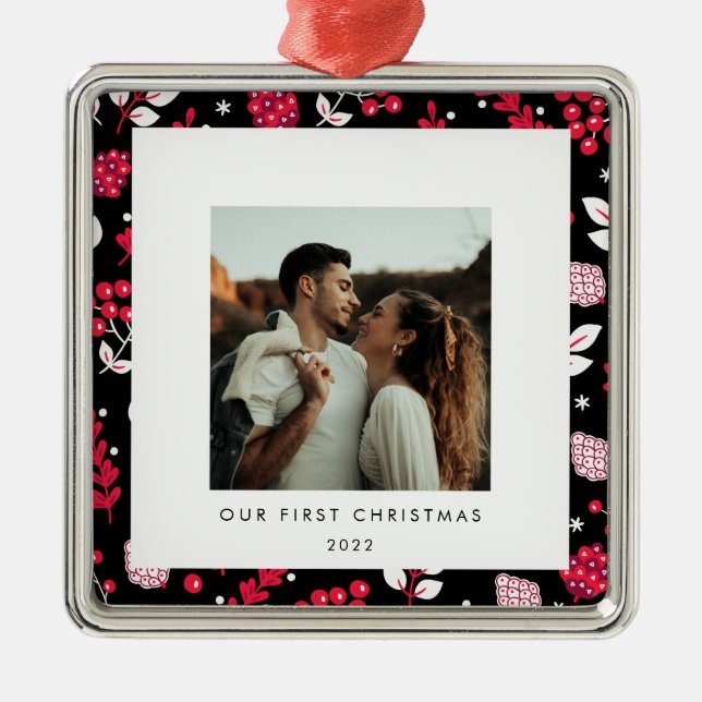 Rustikales Schwarz-Rot-Weihnachtsmuster Foto Ornament Aus Metall (Vorne)