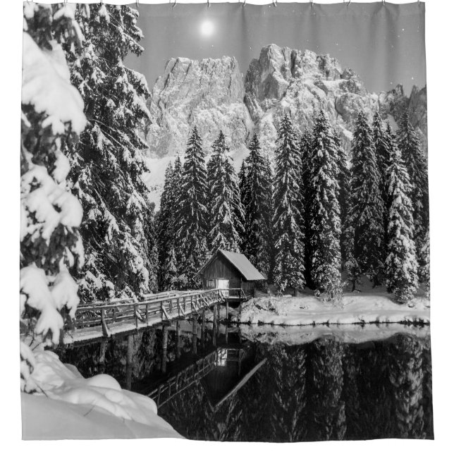 Rustikales Schwarz-Weiß-Gebirge Landschaft Bad Duschvorhang (Vorderseite)