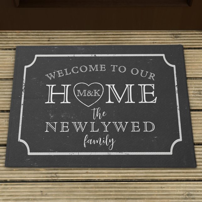 Rustikales Schwarz-Weiß-Karton-Doormat Fußmatte (Add your initials and name to this black and white chalkboard style doormat. Makes a great gift!)