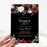Rustikales schwarzes botanisches Party Einladung<br><div class="desc">Diese rustikale schwarze botanische Überraschung-Party Einladung ist perfekt für einen klassischen Geburtstag,  Ruhestand oder ein überraschendes Party. Das Design besteht aus bordeauxroten,  marinierten,  blauen und rot strahlenden Blume mit anmutigen,  handbemalten,  schwarzen Hintergrund,  die die natürliche Schönheit inspiriere.</div>