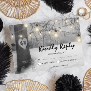 Rustikales Silver Winter Tree Lights Wedding RSVP Einladung