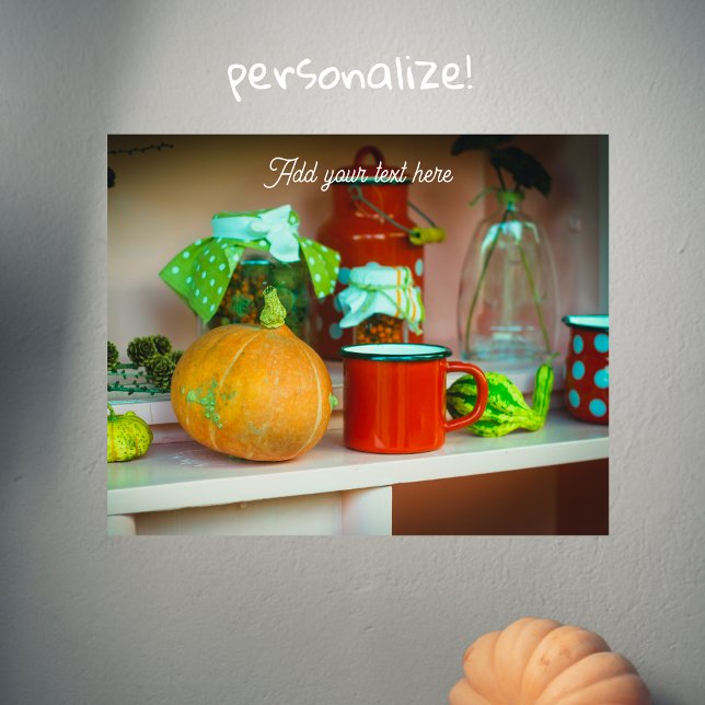 Rustikales Stillleben mit einem Kürbis und einer r Poster (Von Creator hochgeladen)