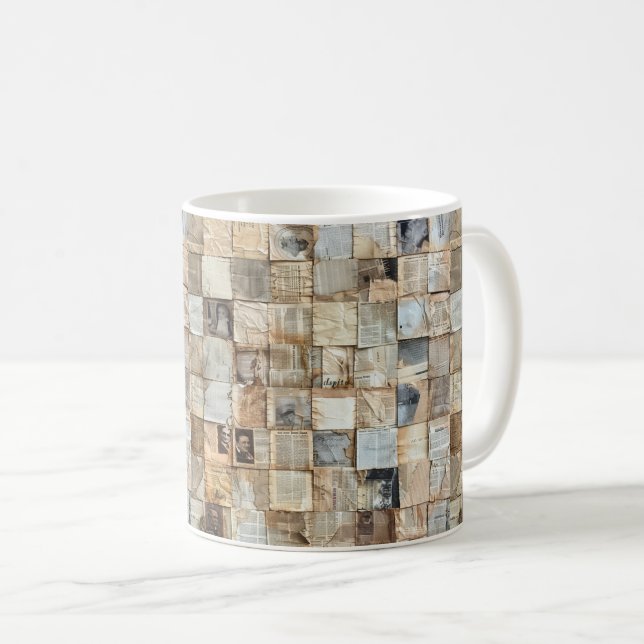 Rustikales Vintages Zeitungs-Patchwork-Collage (9) Kaffeetasse (VorderseiteRechts)