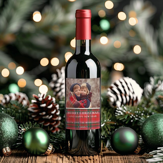 Rustikales Weihnachten Kariertes Rotes Grün Foto Weinetikett (Rustic Christmas Plaid Red Green Photo Wine Label)