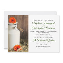 Rustikales Weißmilch-Jug mit Blume Hochzeit