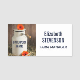 Rustikales Weißmilchjogg mit orangefarbenem Blume- Namensschild