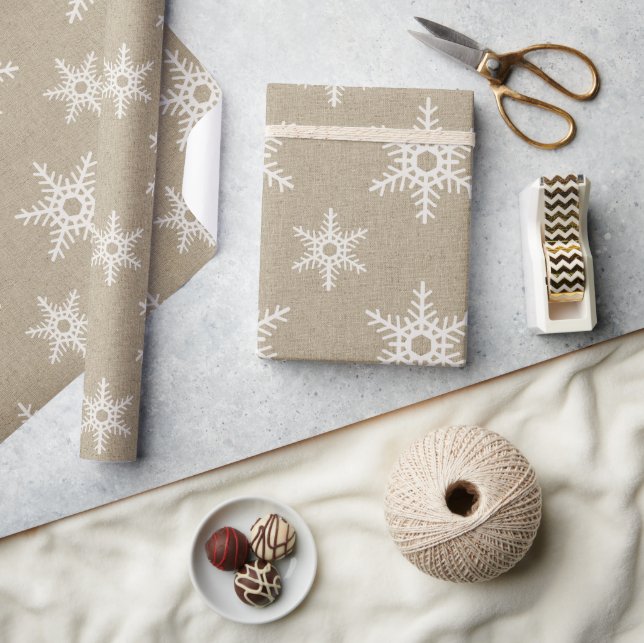 Rustikales White Imitats Burlap Snowflake Muster Geschenkpapier (Kunsthandwerk)