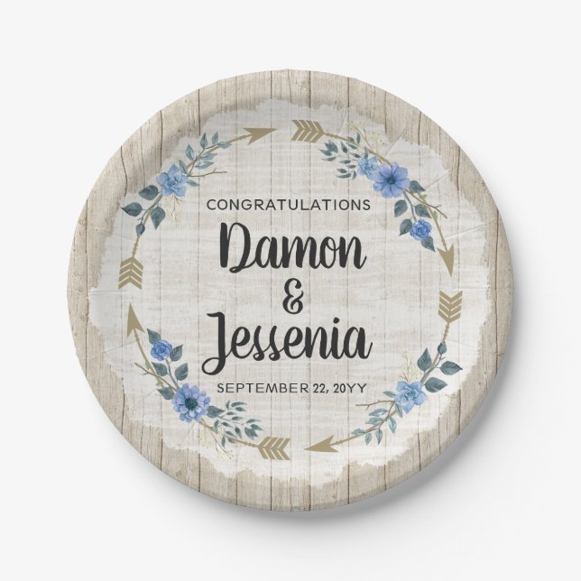 Rustikales Wood Boho Arrows & Blue Floral Wedding Pappteller (Vorderseite)