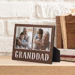 Rustikales Zwei-Foto Großvater Fotoplatte<br><div class="desc">Auf dem hübschen Holzschild zum Vatertag,  Geburtstag oder Großelterntag stehen zwei Fotos nebeneinander auf rustikalem Hintergrund mit "Granddad" darunter.</div>