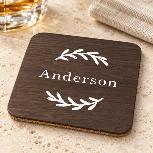 Rustikalisches dunkles Holz Lorbeer Monogramm Name Getränkeuntersetzer