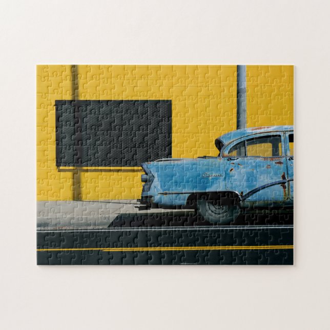 Rusty Blue Car und Yellow Wall Puzzle (Horizontal)