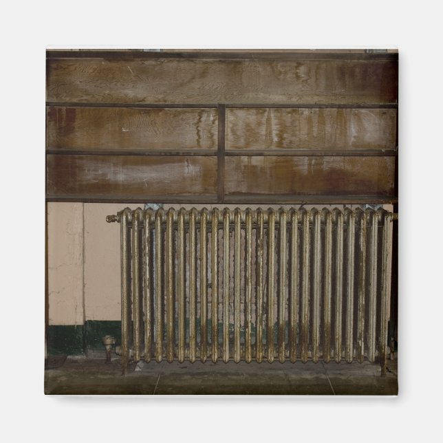 Rusty Radiator (Raumheizgerät) im Gefängnis von Al Magnet (Vorne)