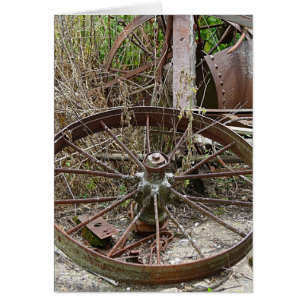Rusty Wheels in einer Junk Pile