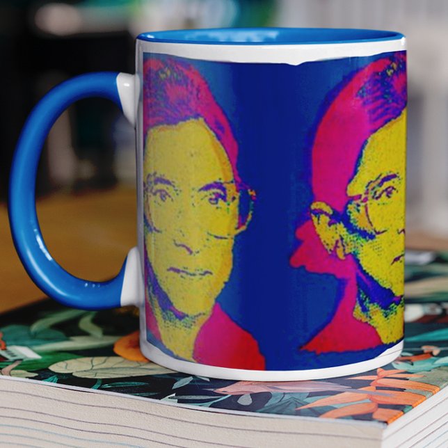 Ruth Bader Ginsburg 1983, Pop Art Portrait Tasse (Von Creator hochgeladen)