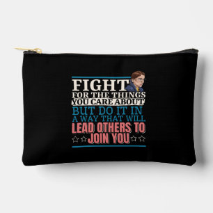 Ruth Bader Ginsburg führt andere an Zubehörtasche