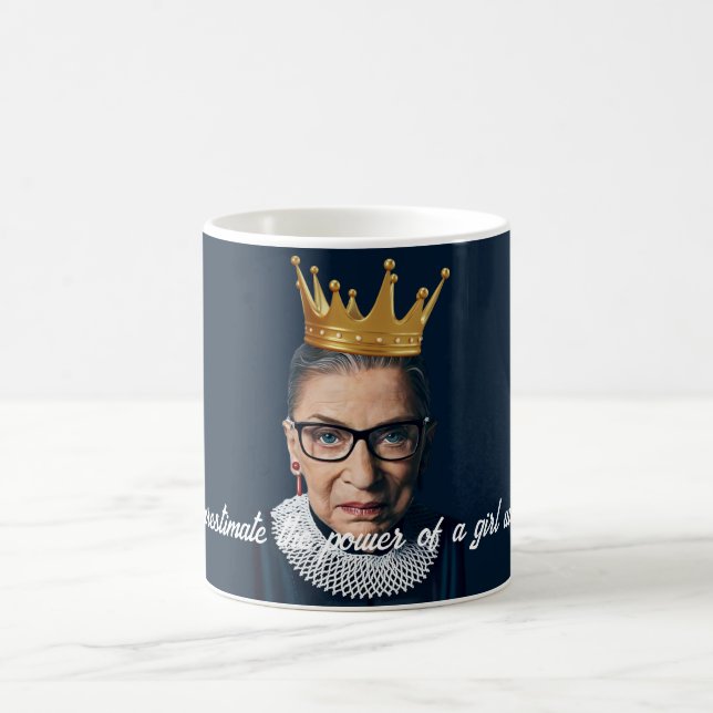Ruth Bader Ginsburg Goldene Krone Kaffeetasse (Mittel)