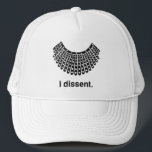 Ruth Bader Ginsburg I Dissent RBG Collar Truckerkappe<br><div class="desc">Vertretung der Notorous RBG mit einem Ruth Bader Ginsburgs Unterschriftenkragen und "I dissent" Zitat Trucker Hut. Collar wird von Hand gezeichnet,  um Ihrem Fortschritt auf dem Gebiet der Menschenrechte ein wenig Lustigkeit hinzuzufügen.</div>