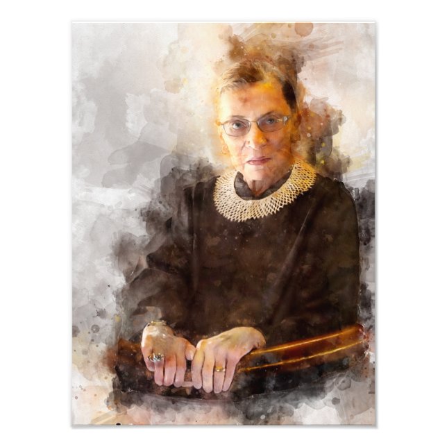 Ruth Bader Ginsburg mit Richter Robe Portrait Fotodruck (Vorne)