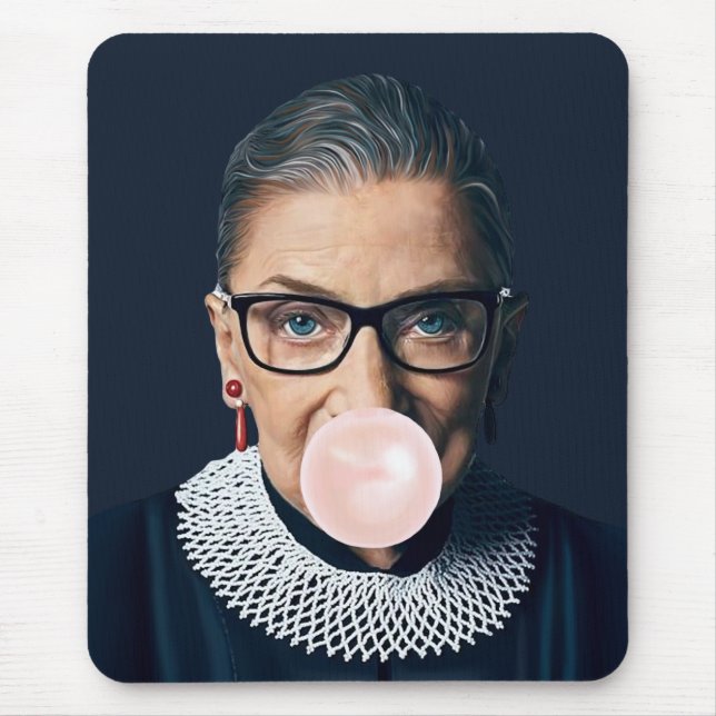 Ruth Bader Ginsburg Pink Bubble gum Mousepad (Vorne)