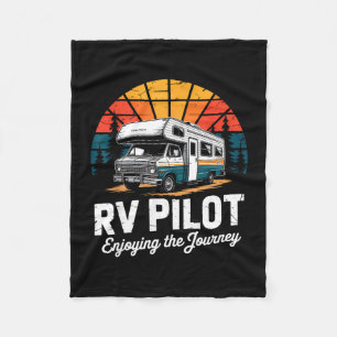 RV-Camping Camper RV-Pilot genießt die Reise Fleecedecke