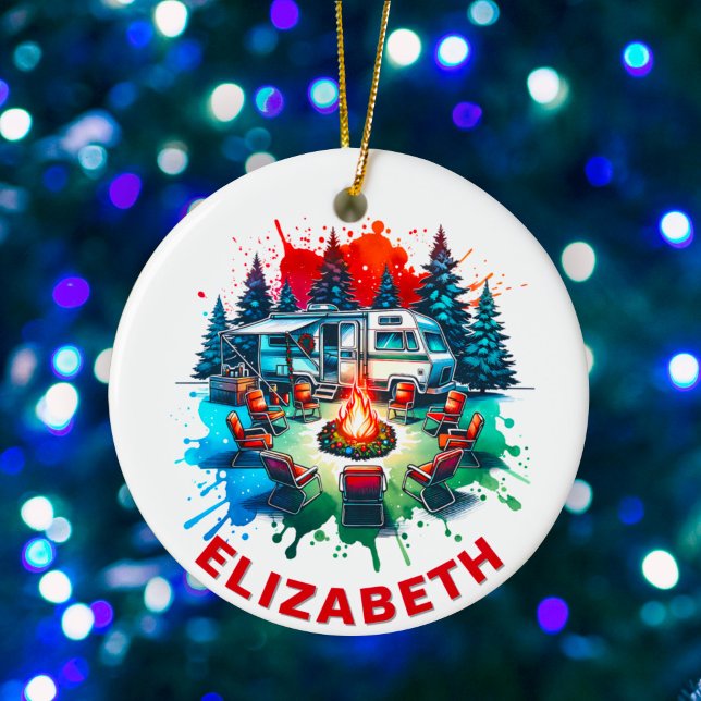 RV Camping und Campfire Individuelle Name Keramik Ornament (Von Creator hochgeladen)