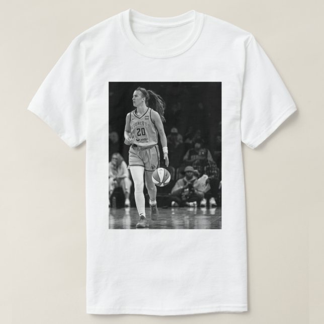 Sabrina Ionescu - Schwarz-weiß C T-Shirt (Design vorne)
