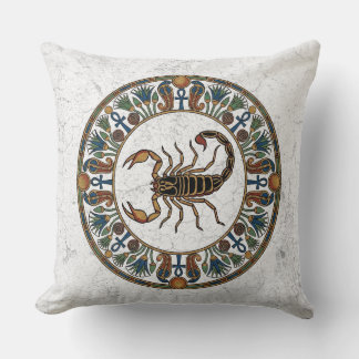 Sacred Scorpion of Serket: Ancient Egyptian Art Kissen